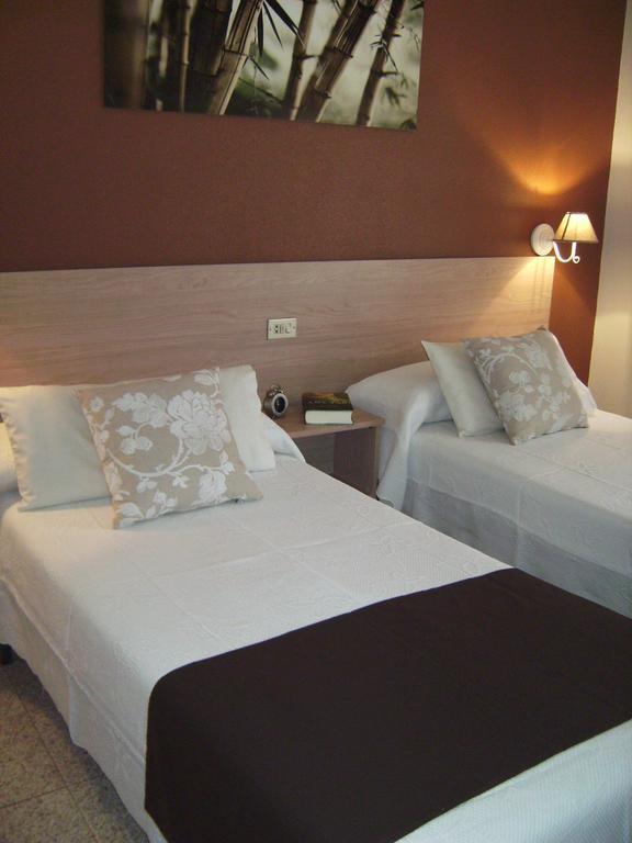 Pension Miami Almazora Rum bild
