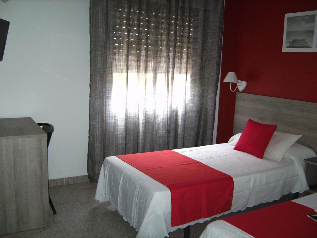 Pension Miami Almazora Rum bild