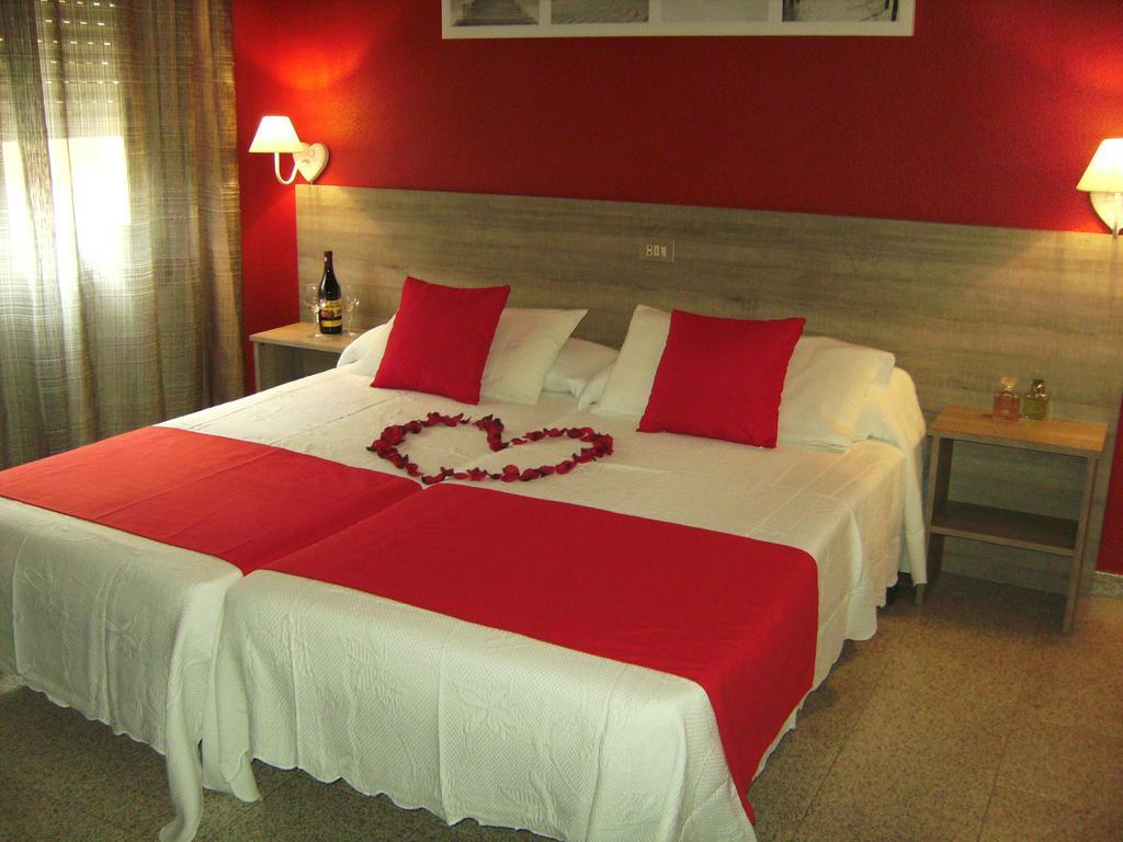 Pension Miami Almazora Rum bild